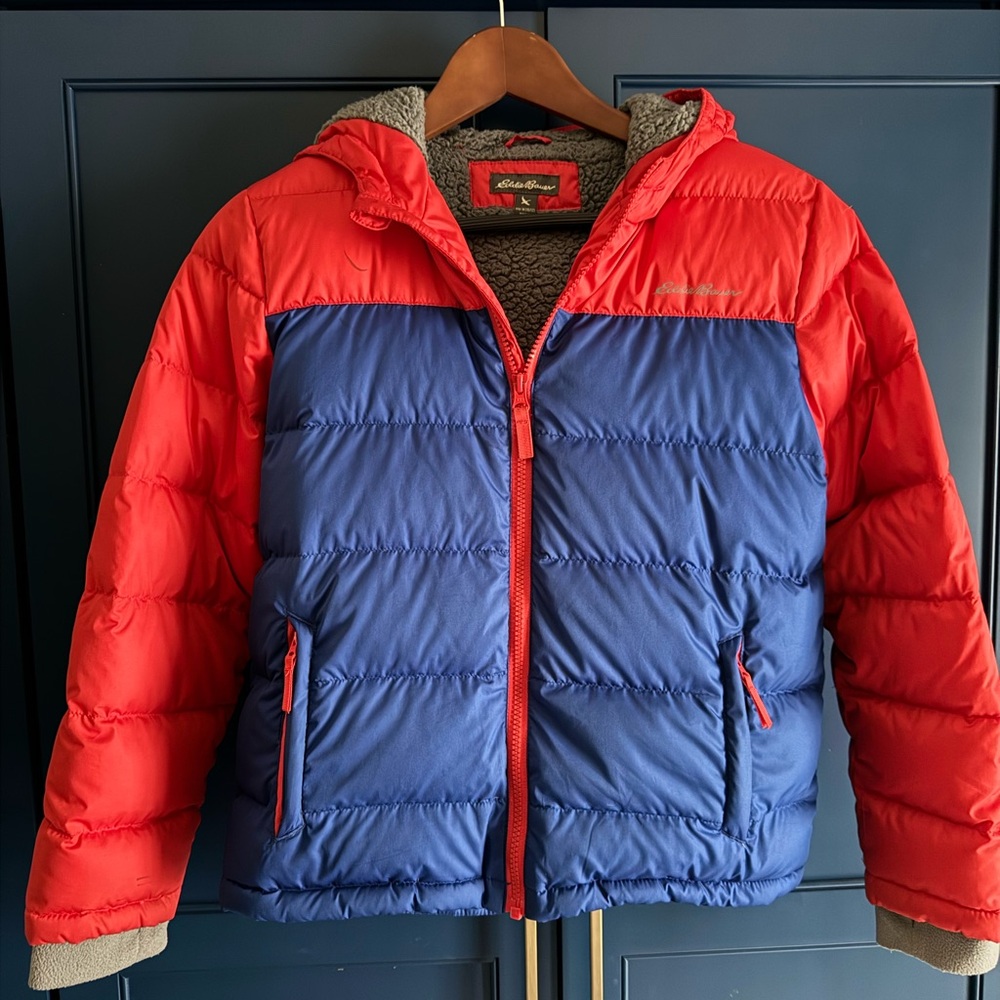 Eddie Bauer youth winter puffer jacket size 12/14.